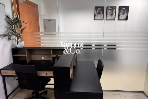 Zyrë në Business Bay, Dubai, Emiratet e Bashkuara Arabe 66 m2. № 740689 - Foto 2
