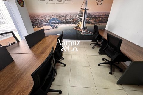 Opisina sa Business Bay, Dubai, UAE 66 sq.m. № 740689