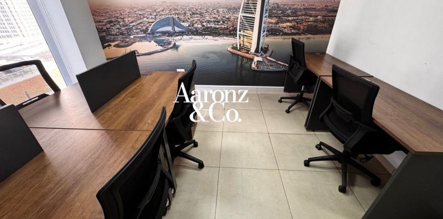 Zyrë në Business Bay, Dubai, Emiratet e Bashkuara Arabe 66 m2. № 740689