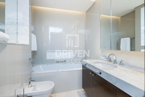 Apartemen di Downtown Dubai (Downtown Burj Dubai), Dubai, UEA 2 kamar tidur, 126 m2 nomor 603532 - foto 10