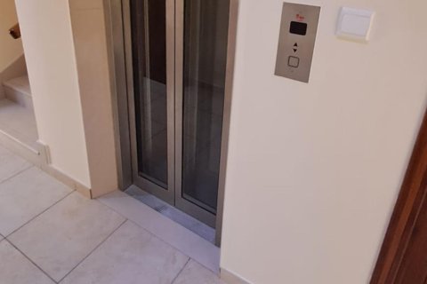 Vila u gradu Al Hamra Village, Ras Al Khaimah, UAE 5 spavaće sobe, 1416 m2 Br. 656748 - Slika 28