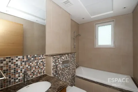 Вилла Jumeirah Park, Дубай, БАӘ-да 3 жатын бөлмелер, 285 м² № 737814 - фото 7