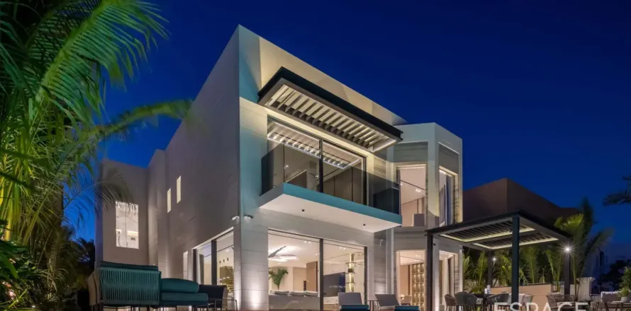 Vila u gradu Palm Jumeirah, Dubai, UAE 5 spavaće sobe, 511 m2 Br. 737840