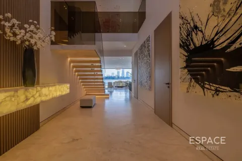 Vila u gradu Palm Jumeirah, Dubai, UAE 5 spavaće sobe, 511 m2 Br. 737840 - Slika 4