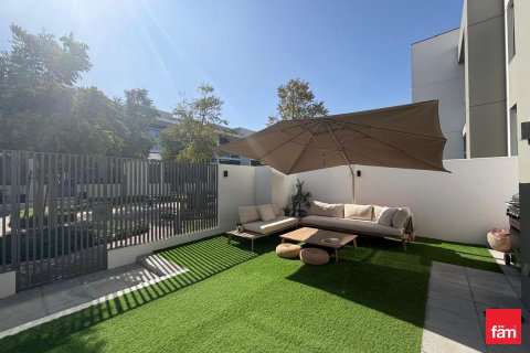 فيلا للإيجار في دبي، الإمارات العربية المتحدة 3 غرفة نوم ، 188.1 متر مربع ، رقم 716071 - صورة 1
