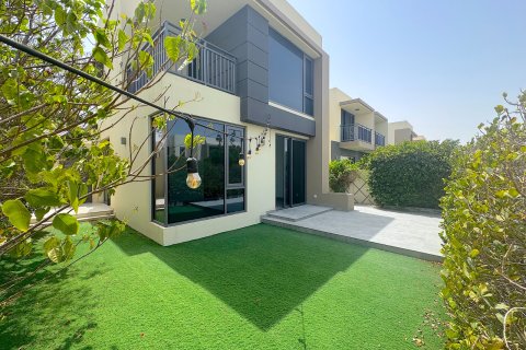 Dubai Hills Estate、Dubai、UAEにあるヴィラ 4ベッドルーム、274.53 m2 No748420