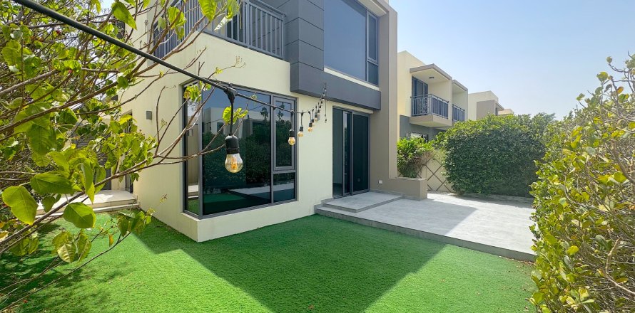Vila u gradu Dubai Hills Estate, Dubai, UAE 4 spavaće sobe, 274.53 m2 Br. 748420