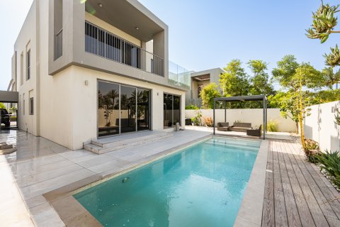 Villa til salg i Dubai Hills Estate, Dubai, UAE 4 soveværelser, 425.42 kvm № 748426 - foto 1