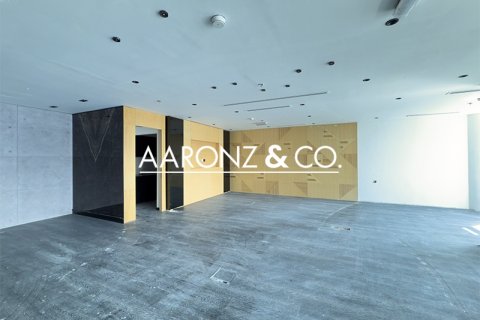 Oficina en alquiler en Business Bay, Dubai, EAU 91.8 m2 № 670630 - foto 1