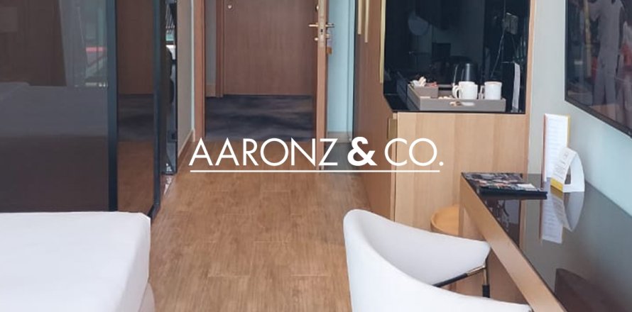 Апартаменты в отеле в The World Islands, Дубай, ОАЭ 37.7м2 № 670632