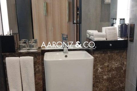 Купить апартаменты в отеле в The World Islands, Дубай, ОАЭ 37.7м2, № 670632 - фото 8