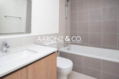 Villa en alquiler en Dubai, EAU 3 dormitorios, 129.9 m2 № 670631 - foto 24