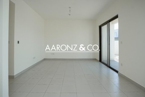 Villa en alquiler en Dubai, EAU 3 dormitorios, 129.9 m2 № 670631 - foto 10