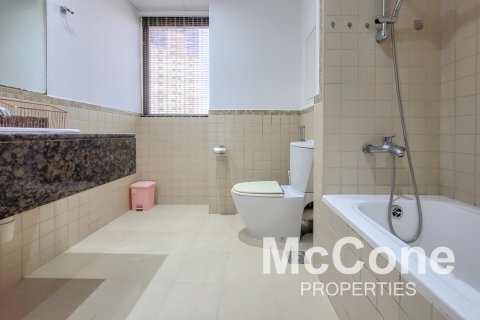 Apartmen di Jumeirah Beach Residence, Dubai, UAE 3 bilik tidur, 174.84 meter persegi № 587518 - foto 11