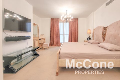 Apartmen di Jumeirah Beach Residence, Dubai, UAE 3 bilik tidur, 174.84 meter persegi № 587518 - foto 2