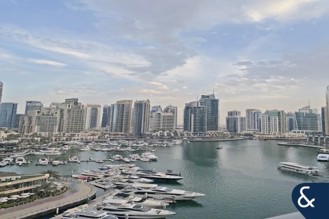 Apartment in Dubai Marina, Dubai, UAE 2 bedrooms, 140 sq.m. № 667238 - photo 5