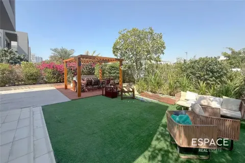 ویلا در Dubai Hills Estate، Dubai ، امارات متحده عربی 3 خوابه ، 288 متر مربع.  شماره 738428