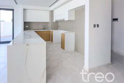 Városi lakóépület itt: Dubai, EAE, 4 hálószoba, 216.37 m², azonosító: 733714 - fénykép 3