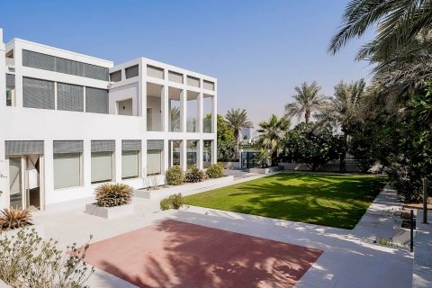 Emirates Hills, Dubai, UAE의 임대용 빌라 침실 5개, 143.03제곱미터 번호 750893 - 사진 14