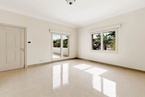 Emirates Hills, Dubai, UAE의 임대용 빌라 침실 5개, 143.03제곱미터 번호 750893 - 사진 27
