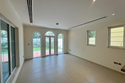 Jumeirah Park, Dubai, संयुक्त अरब अमीरात में विला, 3 बेडरूम, 510 वर्ग मीटर, संख्या 750895 - फ़ोटो 6