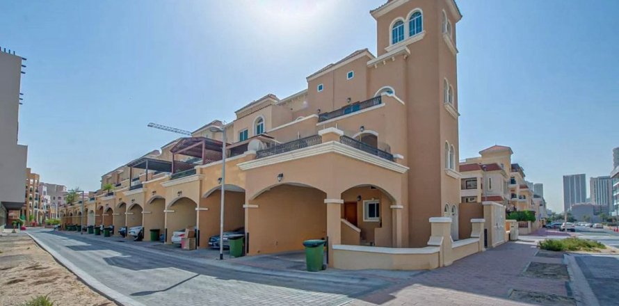 Villa em Dubai, EAU 3 quartos, 135.2 m2 № 659107