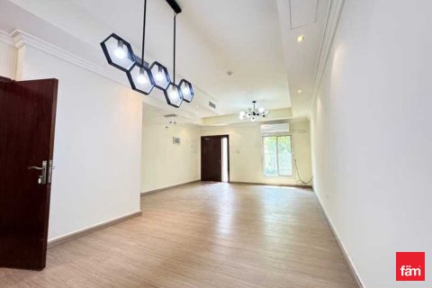 Villa para venda em Dubai, EAU 3 quartos, 135.2 m2 № 659107 - foto 3