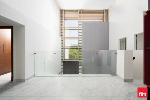 Dubai, संयुक्त अरब अमीरात में विला, 4 बेडरूम, 712.1 वर्ग मीटर, संख्या 659111 - फ़ोटो 2