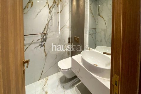Townhouse in Jumeirah Golf Estates, Dubai, UAE 3 bedrooms, 204 sq.m. № 626910 - photo 11