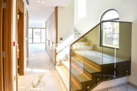 Townhouse in Jumeirah Golf Estates, Dubai, UAE 3 bedrooms, 204 sq.m. № 626910 - photo 4