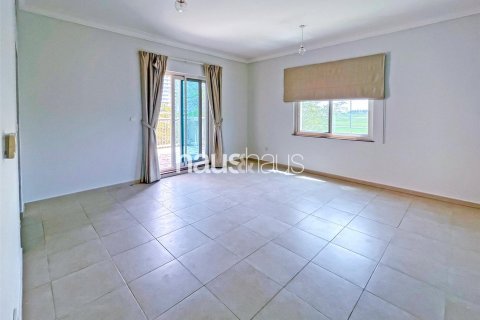 Vila di Dubai Sports City, UAE 4 bilik tidur, 665 meter persegi № 626912 - foto 12