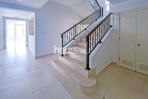 Vila di Dubai Sports City, UAE 4 bilik tidur, 665 meter persegi № 626912 - foto 4