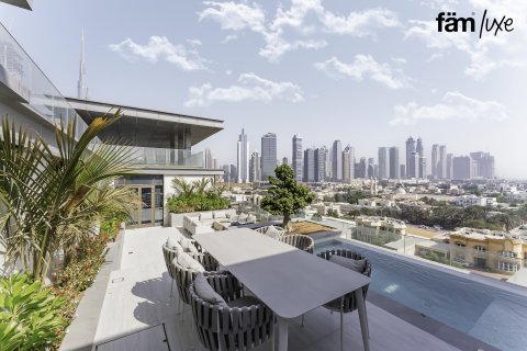 Střešní byt v Al Wasl, Dubai, SAE 4 ložnice, 549 m² Č.: 610556 - fotografie 1