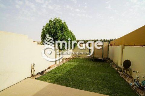 Řadový dům v Al Reef, Abu Dhabi, SAE 3 ložnice, 174 m² Č.: 596999 - fotografie 10