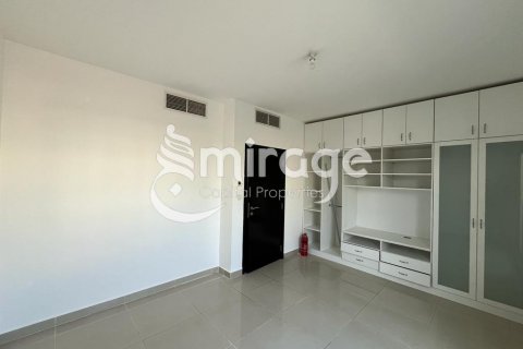 Řadový dům v Al Reef, Abu Dhabi, SAE 3 ložnice, 174 m² Č.: 596999 - fotografie 2