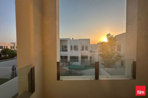 Townhouse di Reem, Dubai, UEA 3 kamar tidur, 220.3 m2 nomor 645666 - foto 1