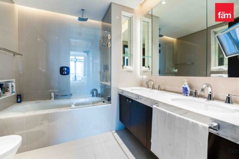 Apartmen di Downtown Dubai (Downtown Burj Dubai), UAE 1 bilik tidur, 79.2 meter persegi № 645670 - foto 21