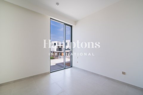 Villa à louer à Arabian Ranches 3, Dubai, EAU 4 chambres, 449.46935915 m2 № 721385 - photo 11