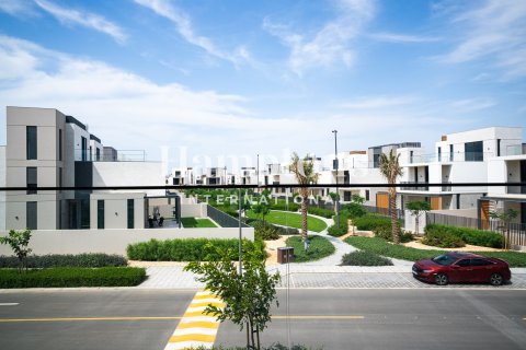 Villa à louer à Arabian Ranches 3, Dubai, EAU 4 chambres, 449.46935915 m2 № 721385 - photo 13