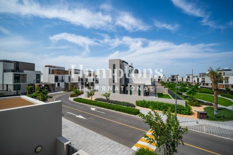Villa à louer à Arabian Ranches 3, Dubai, EAU 4 chambres, 449.46935915 m2 № 721385 - photo 7