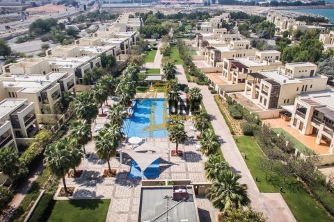 تاون هاوس للبيع في Mina Al Arab، رأس الخيمة، الإمارات العربية المتحدة 2 غرفة نوم ، 174.2 متر مربع ، رقم 583032 - صورة 6