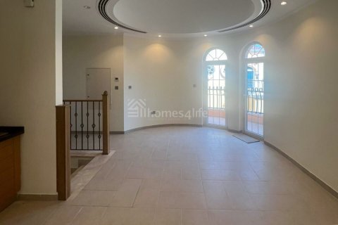 Villa itt: Jumeirah Park, Dubai, EAE, 5 hálószoba, 750 m², azonosító: 720674 - fénykép 7