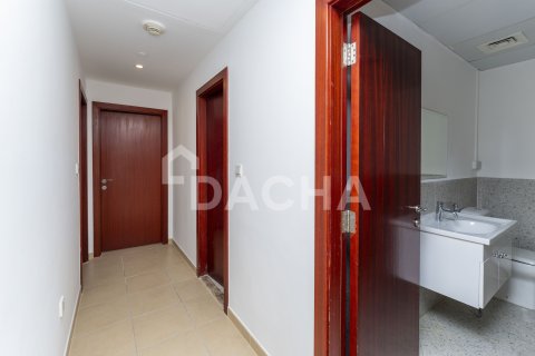 Huoneisto Jumeirah Beach Residence, Dubai, Arabiemiraatit 2 makuuhuonetta, 122 m2 № 706580 - kuva 15