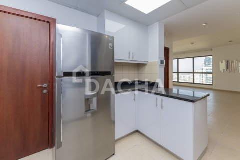 Huoneisto Jumeirah Beach Residence, Dubai, Arabiemiraatit 2 makuuhuonetta, 122 m2 № 706580 - kuva 5