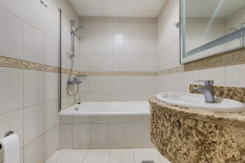 Lägenhet till försäljning i Dubai Marina, Dubai, UAE 5 sovrum, 571.06 kvm Nr. 768750 - fotografi 16