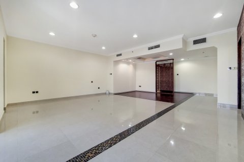 Lägenhet till försäljning i Dubai Marina, Dubai, UAE 5 sovrum, 571.06 kvm Nr. 768750 - fotografi 9