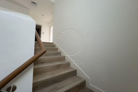 Villa on the Yas Island, Abu Dhabi, UAE 4 bedrooms, 315 sq.m. № 615751 - photo 3