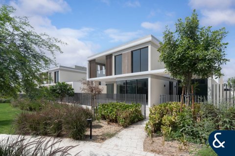 Müüa villa asukohaga Tilal Al Ghaf, Dubai, AÜE: 5 magamistoaga, 527 m² Nr 666887 - pilt 1