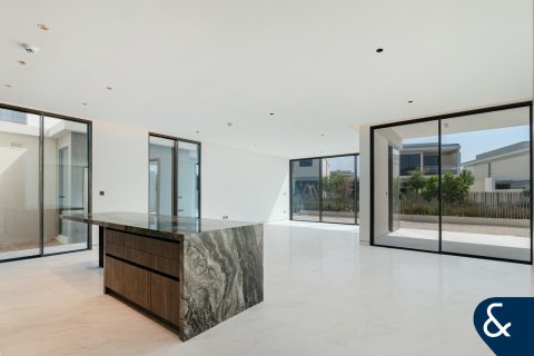 Müüa villa asukohaga Tilal Al Ghaf, Dubai, AÜE: 5 magamistoaga, 527 m² Nr 666887 - pilt 5