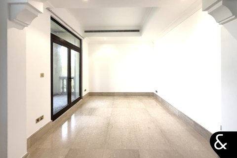 Vila di Palm Jumeirah, Dubai, UAE 6 bilik tidur, 650 meter persegi № 666888 - foto 21